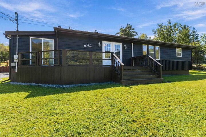 Property Photo:  91 Willow Street  NS B0P 1P0 