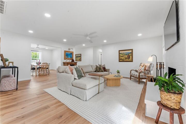 Property Photo: 2722 N Stagecoach Drive AR 72703