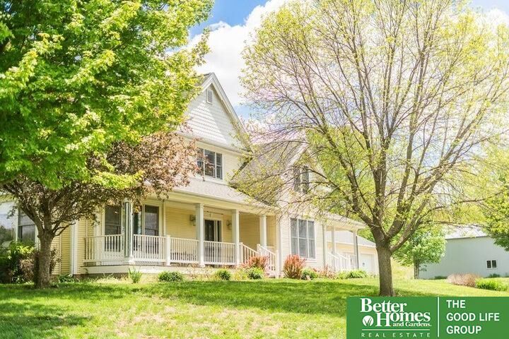 Property Photo: 2048 Horse Creek Road IA 51652