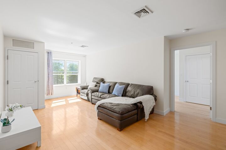 Property Photo:  30 Franklin St 312  MA 02148 