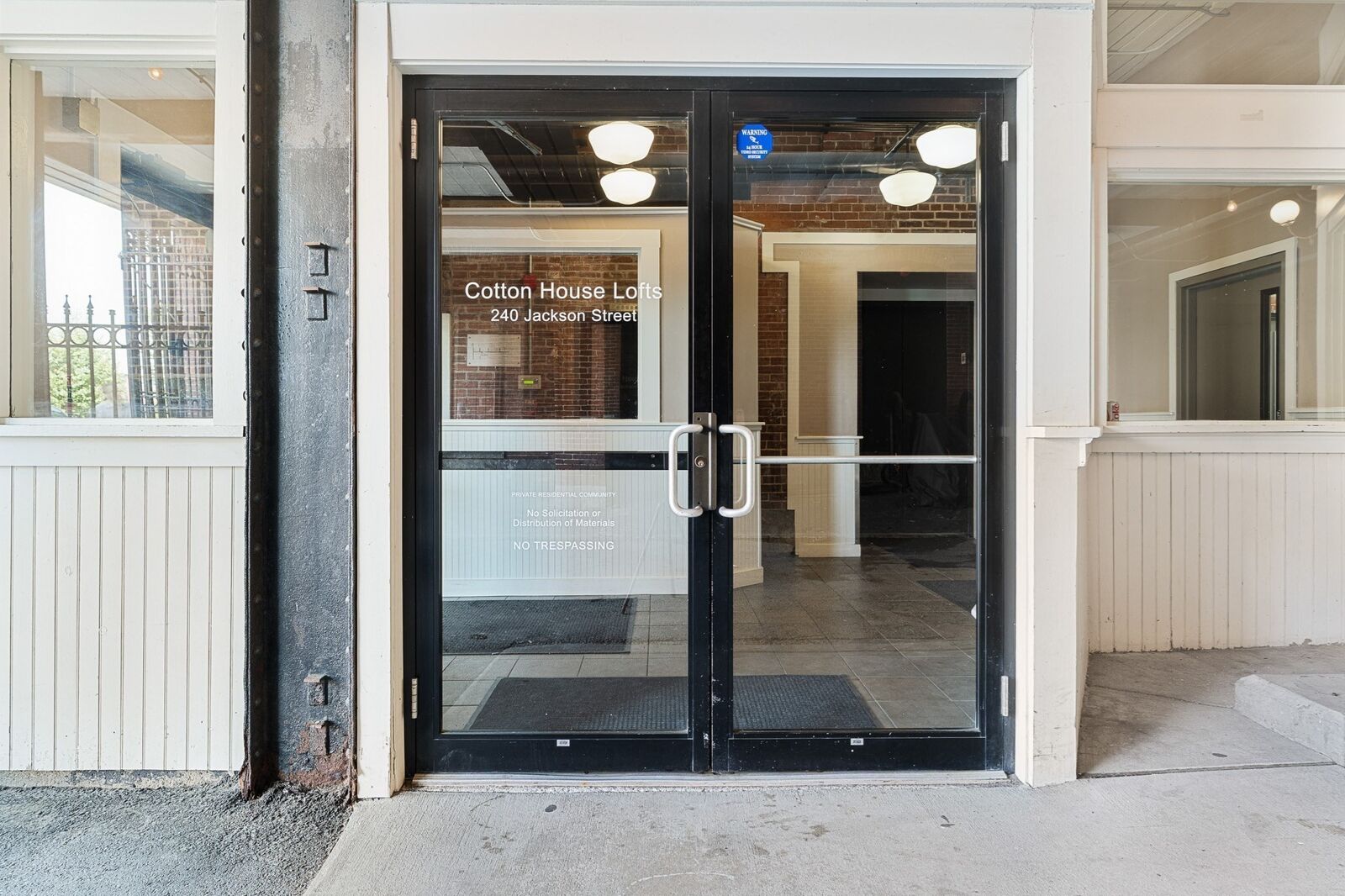 Property Photo: 240 Jackson Street 622 MA 01852