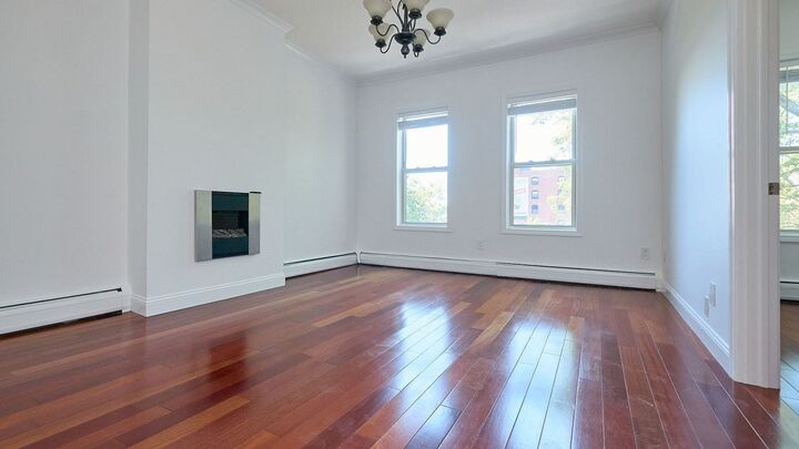 Property Photo: 120 Union Park St 3 MA 02118