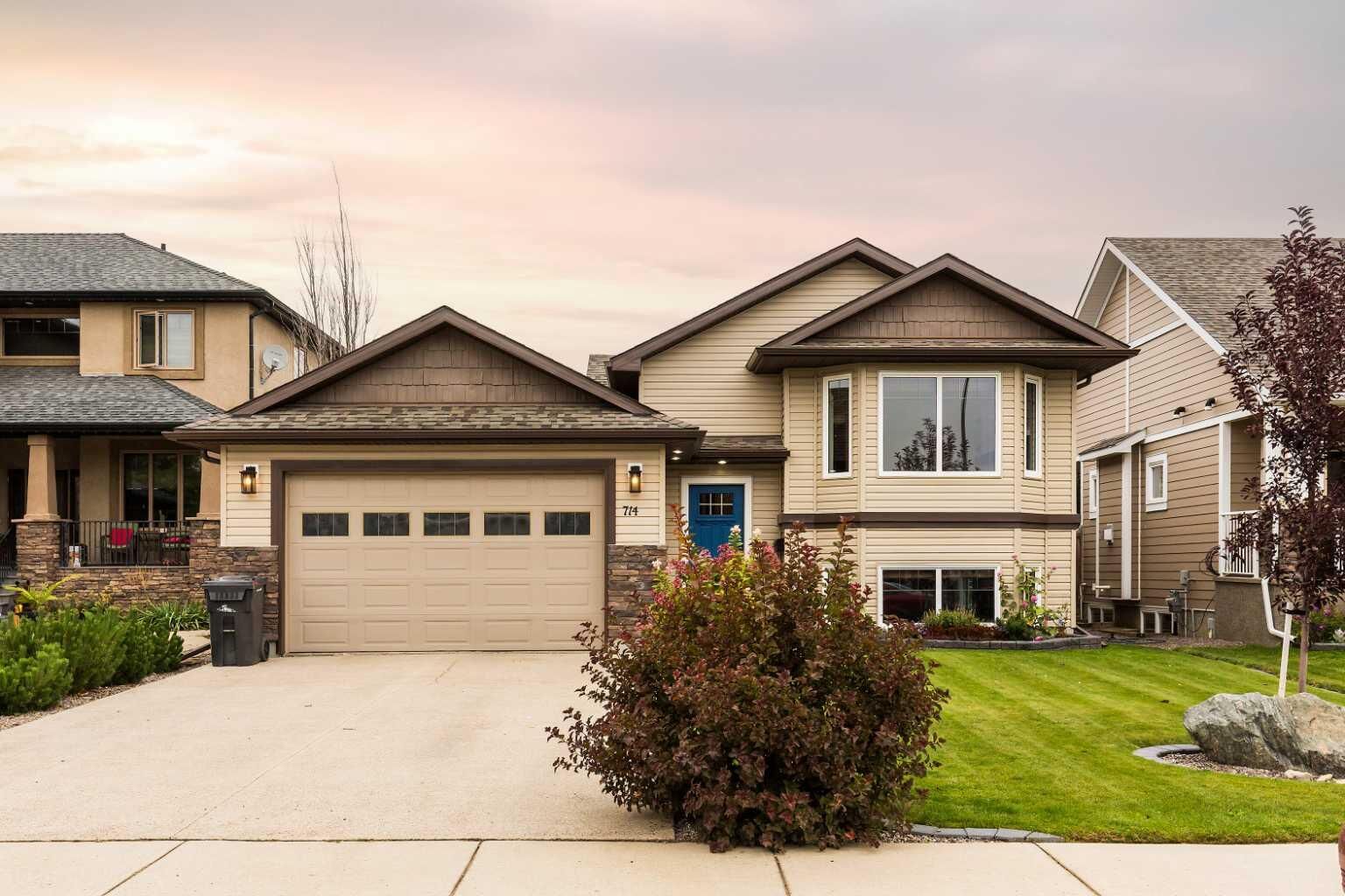 Property Photo:  714 Northridge Avenue  AB T0K 1V0 