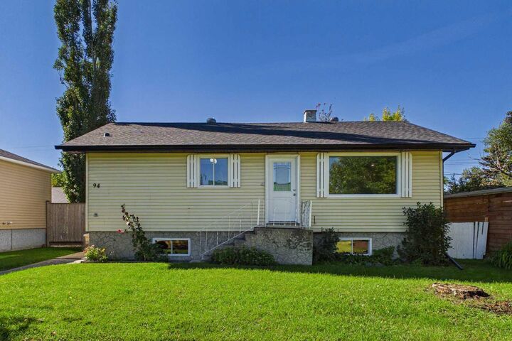 Property Photo: 94 Lakeside Boulevard AB T1P 1A1