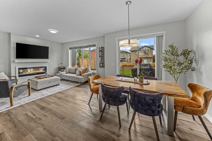 Property Photo:  65 Morgan Street  AB T4C 2R6 