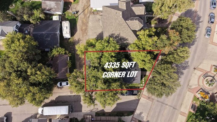 Property Photo:  45 McRae Street  AB T1S 1J3 