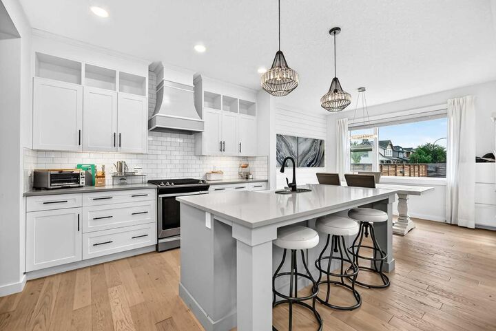 Property Photo:  313 Walgrove Terrace SE  AB T2X 4E8 