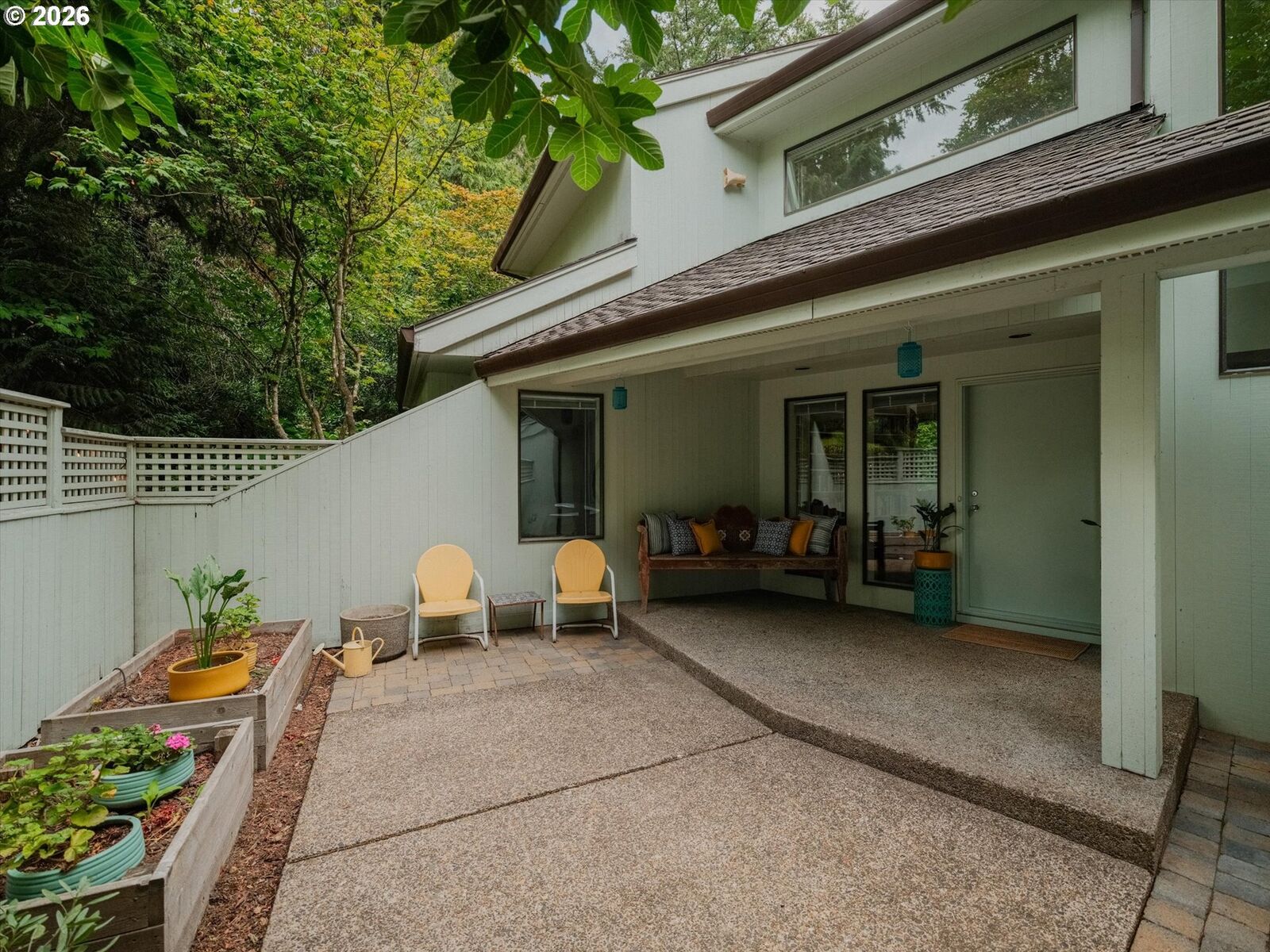 Property Photo:  4810 SW Dosch Park Ln  OR 97239 