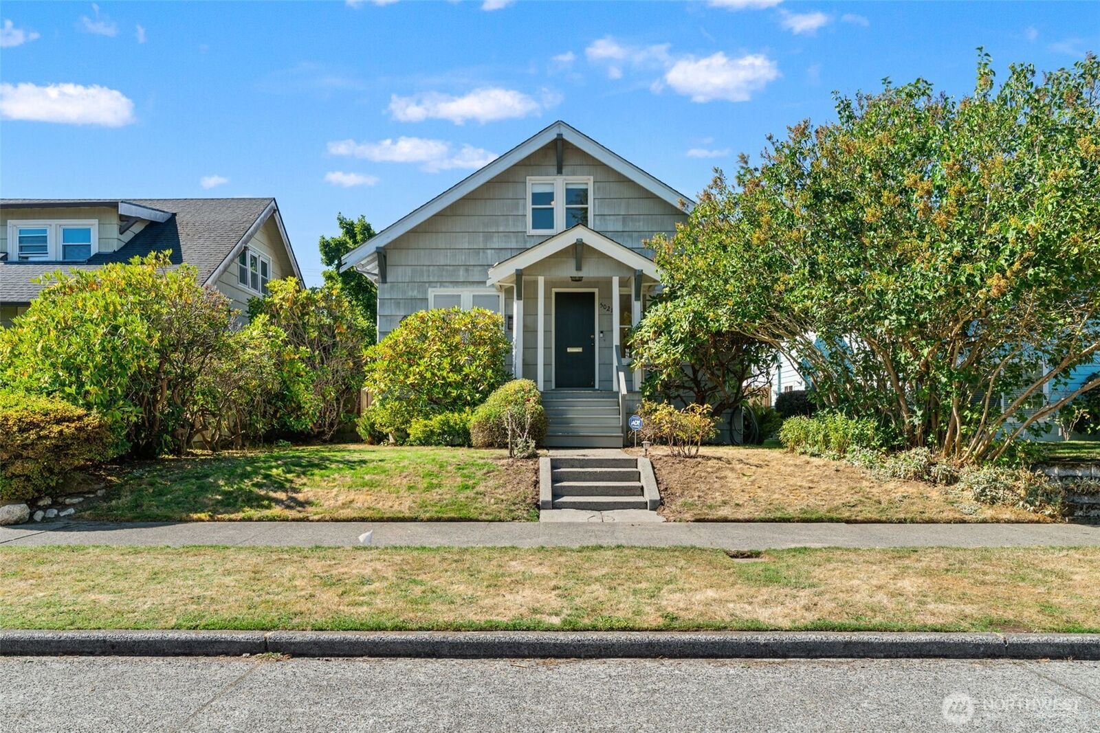 Property Photo:  5021  36th Avenue SW  WA 98126 
