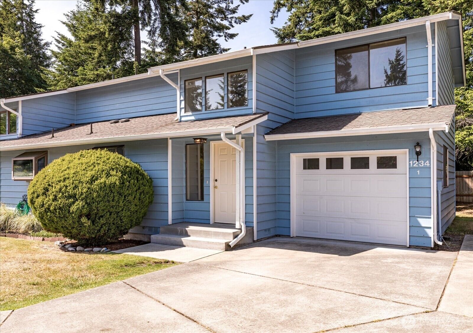 Property Photo:  1234 NW Lanyard Loop 1  WA 98277 