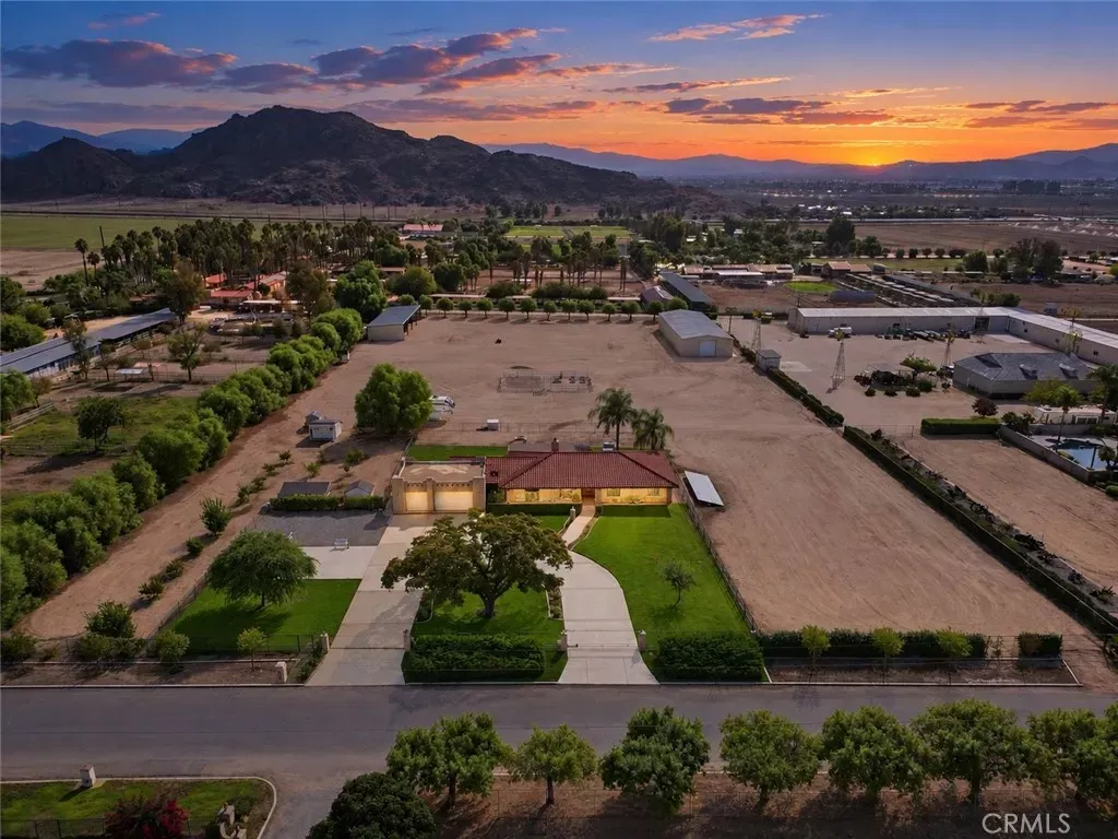 Property Photo:  25124 Los Rancherias  CA 92545 