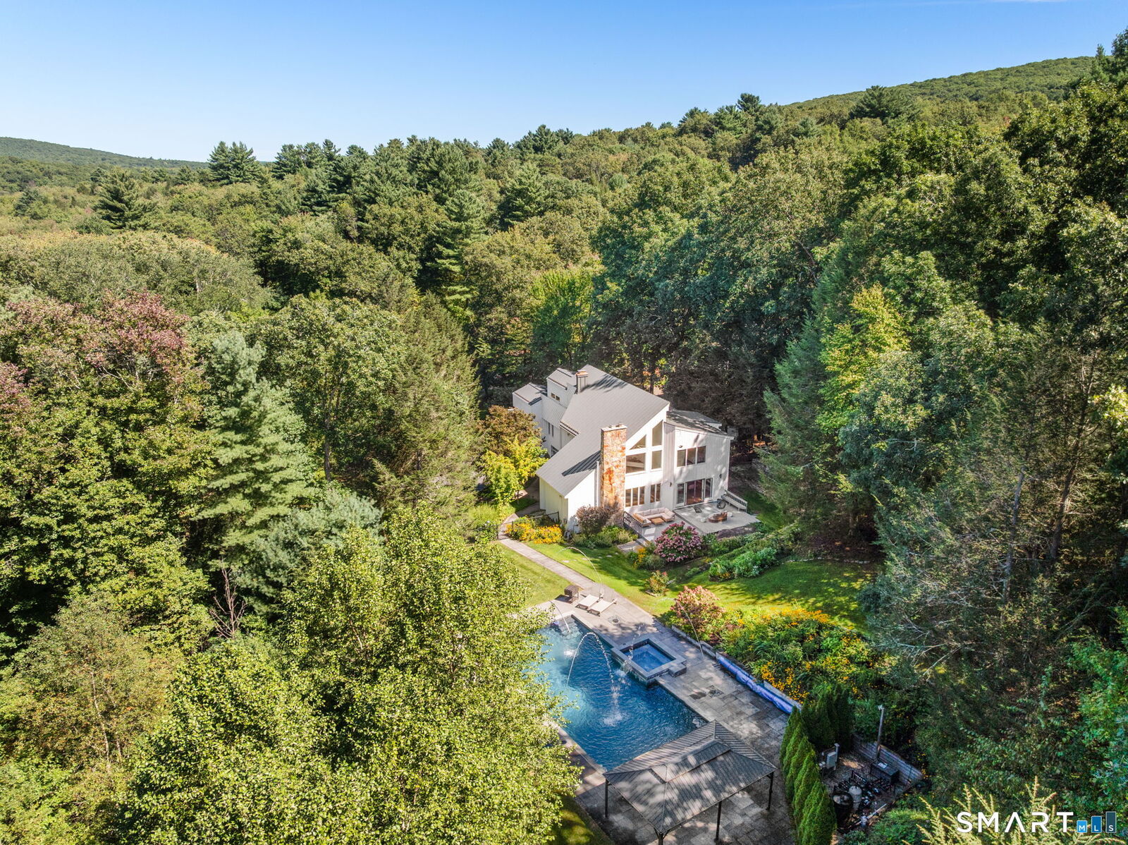 Property Photo:  136 Shoddy Mill Road  CT 06033 