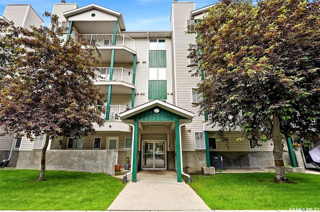 Property Photo:  2203 Angus Street 403  SK S4T 2A3 