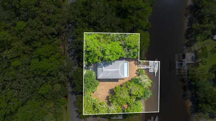 Property Photo: 42 Oyster Bay Drive FL 32327