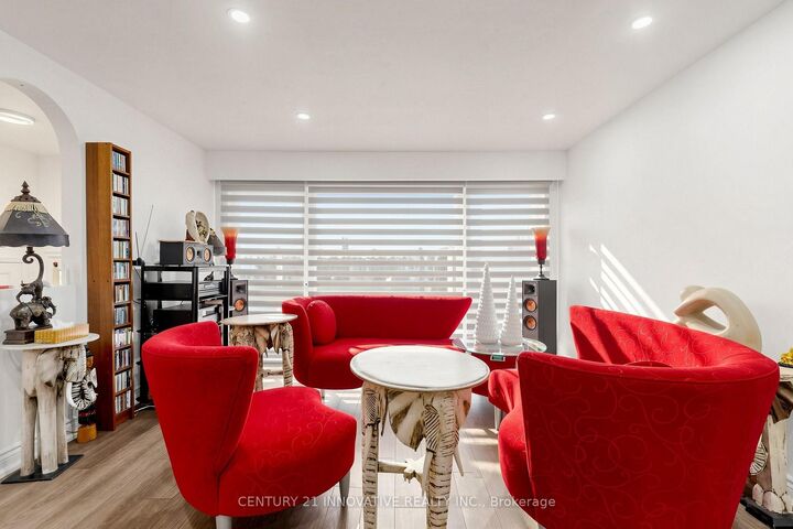 Property Photo:  161 Heather Court  ON L1G 6M2 