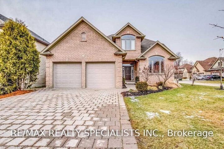 Property Photo:  404 South Carriage Way  ON N6G 0B2 