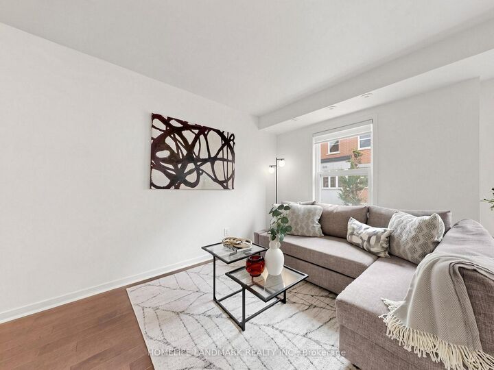 Property Photo:  29 Frances Loring Lane #4  ON M4M 3E8 