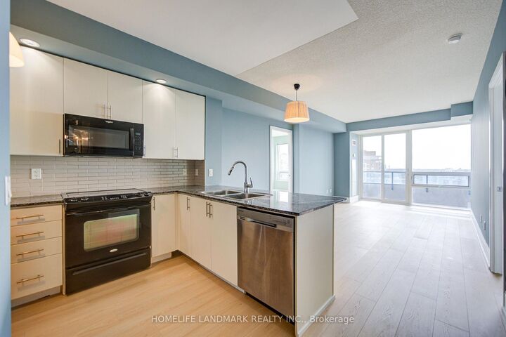 Property Photo:  181 Wynford Drive 2203  ON M3C 0C6 