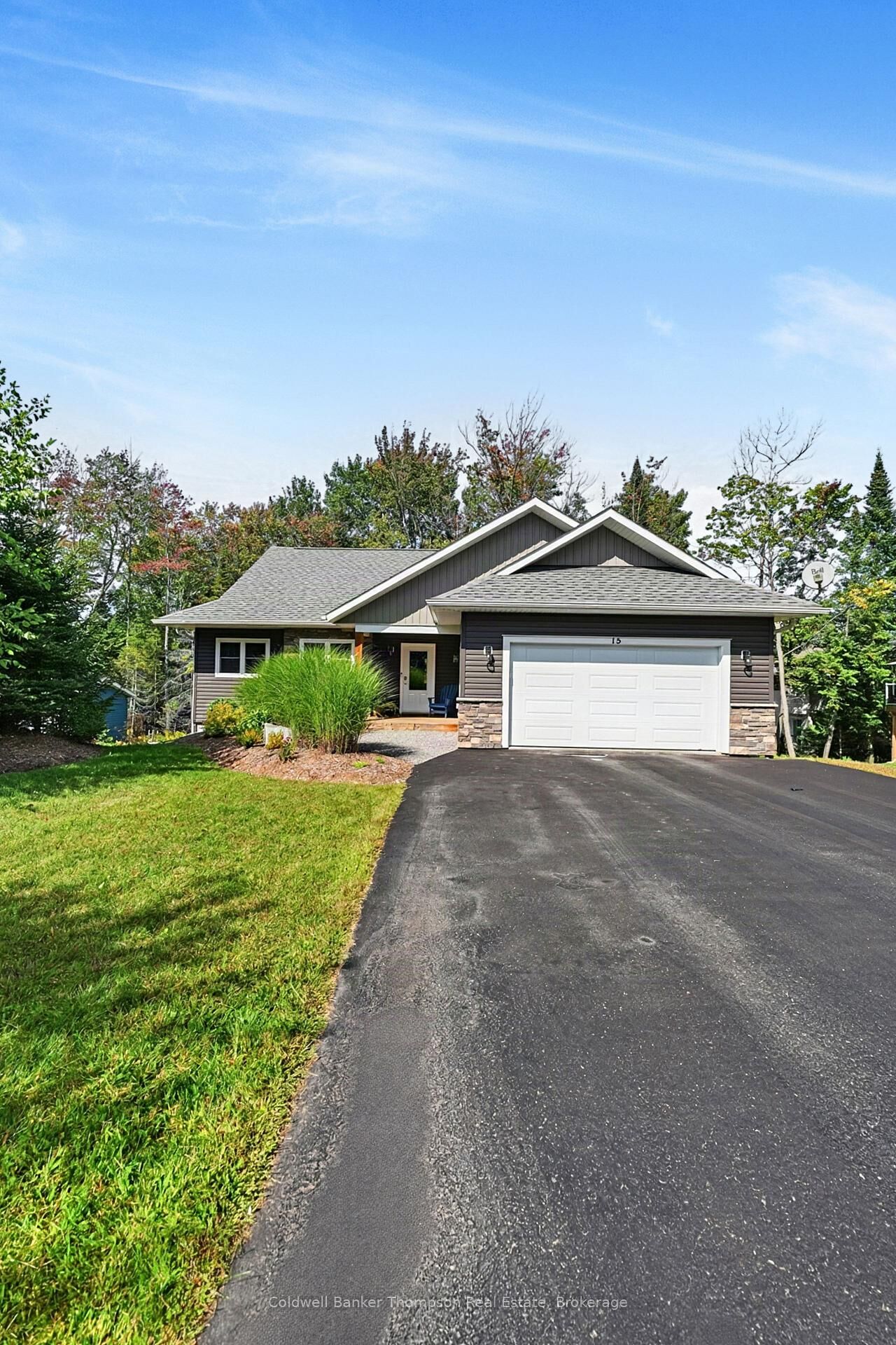 Property Photo:  15 Goodwin Drive  ON P1H 2R3 