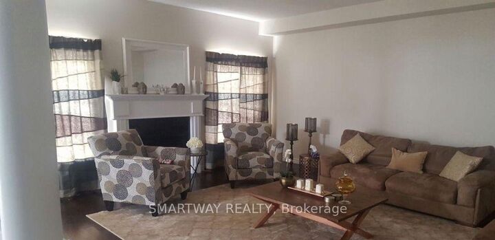 Property Photo:  32 Monkton Circle  ON L6Y 0X7 