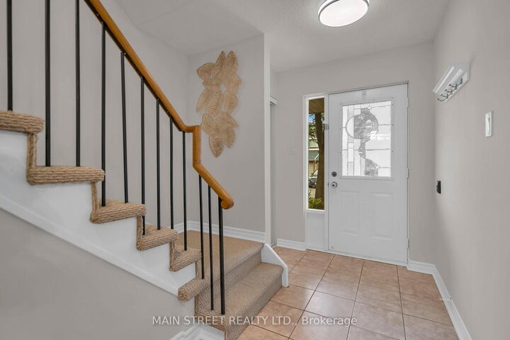 Property Photo: 550 Priddle Road ON L3X 1X8