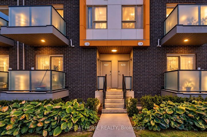 Property Photo:  2789 Eglinton Avenue E 429  ON M1J 0B2 