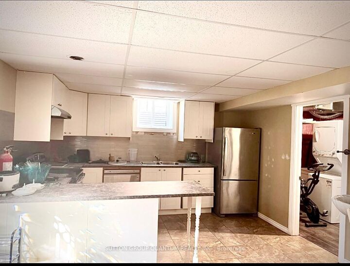 Property Photo:  85 Roselawn Crescent Basement  ON L3C 0C3 