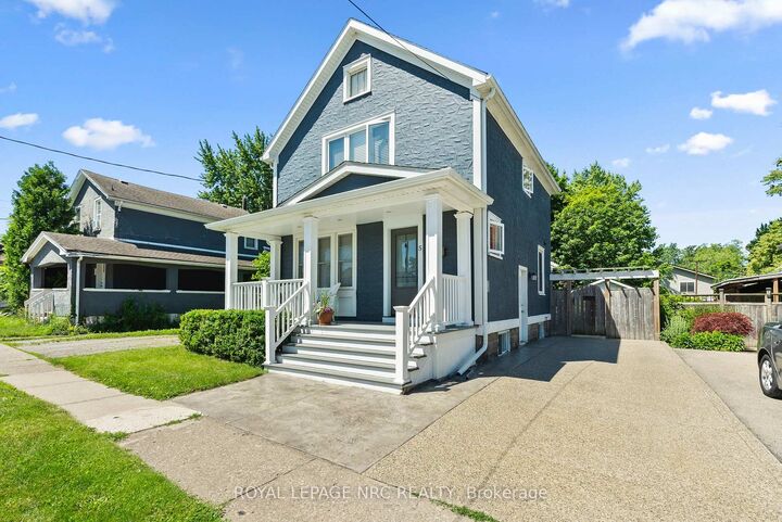 Property Photo:  5 Greenlaw Place  ON L2R 4S5 