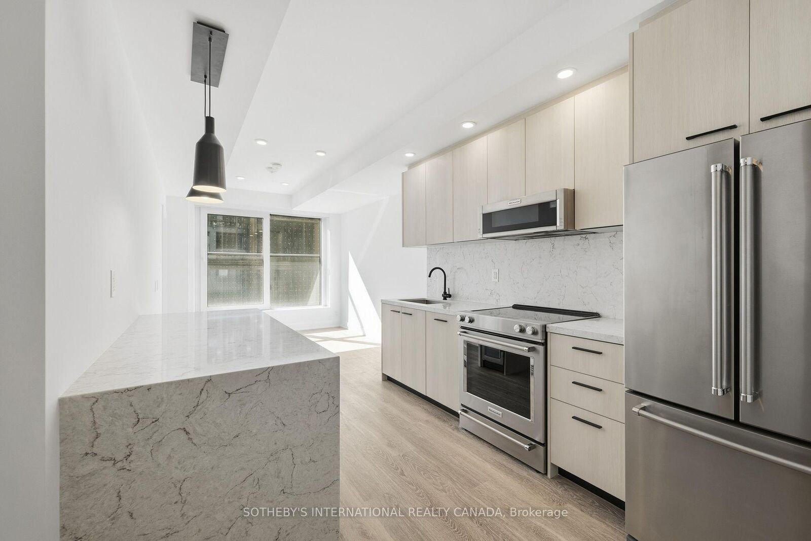 Property Photo:  30 Mutual Street E1003  ON M5B 2A7 