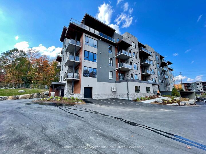 Property Photo:  18 Campus Trail 106  ON P1H 0K2 