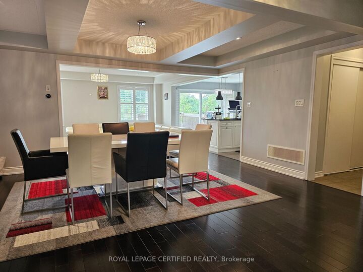 Property Photo:  