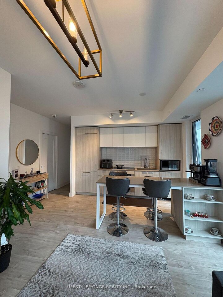 Property Photo:  70 Annie Craig Drive 904  ON M8V 0G2 