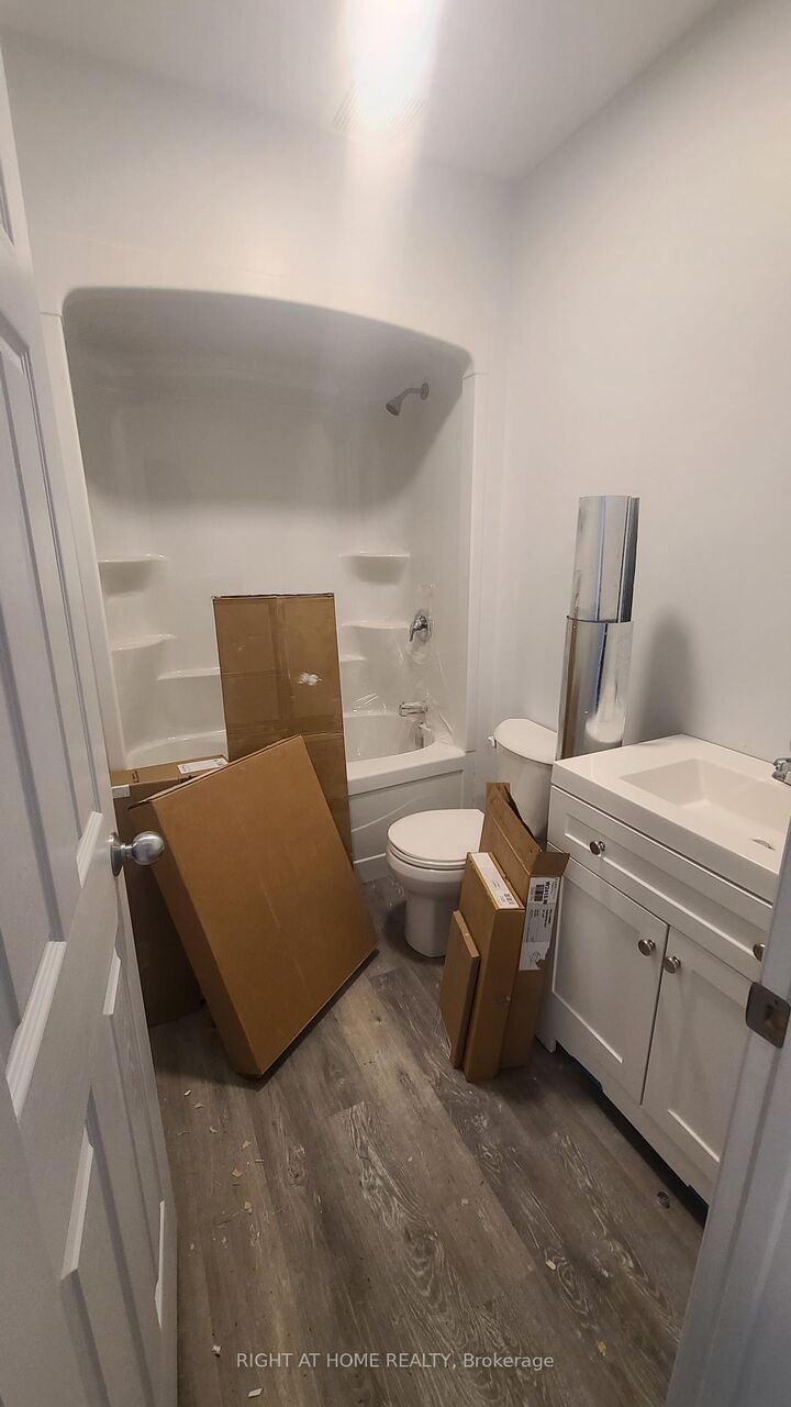 Property Photo: 639 Ontario Street Back Unit ON N5A 3J6