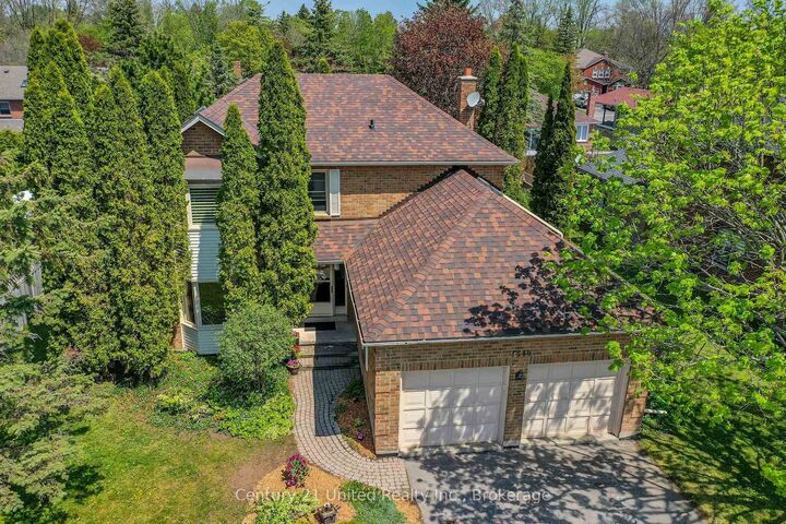 Property Photo:  1540 Fair Avenue  ON K9K 1T2 