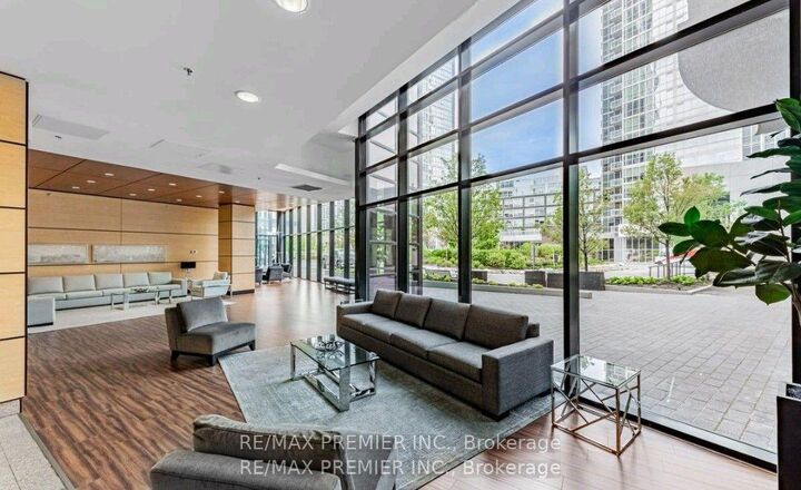 Property Photo:  2900 Highway 7 Road 1106  ON L4K 0G3 
