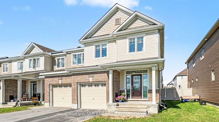 Property Photo:  822 Clarity Avenue  ON K2J 6L9 