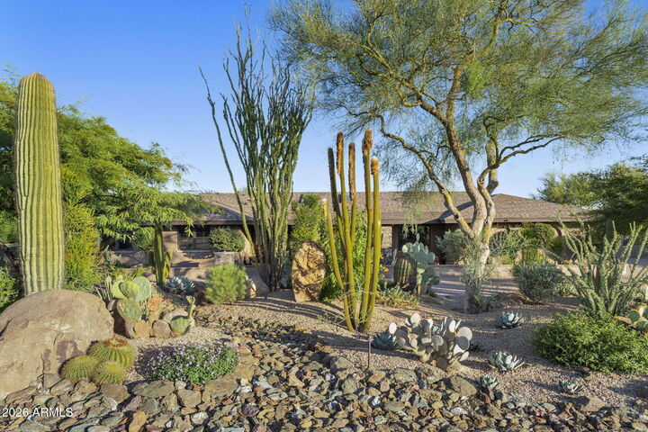 Property Photo: 9045 E Lazywood Place AZ 85377