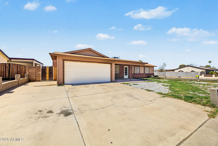 Property Photo:  3824 N 86th Lane  AZ 85037 