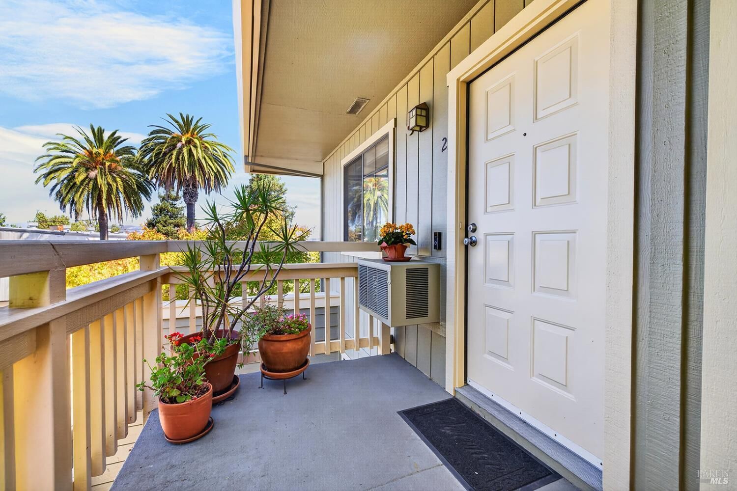 Property Photo:  720 Petaluma Boulevard 2  CA 94952 