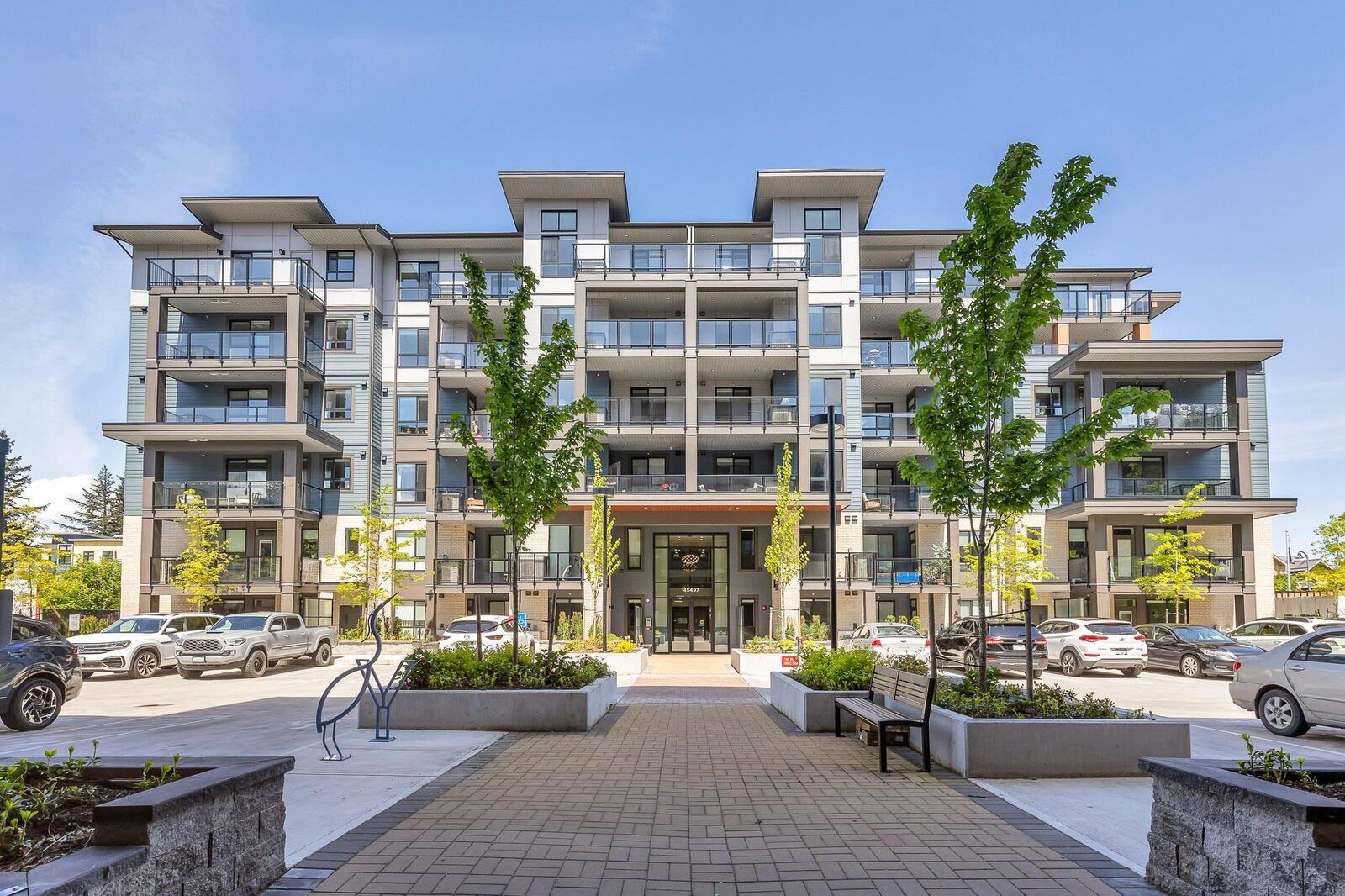 Property Photo:  45497 Campus Drive 310  BC V2R 6L8 
