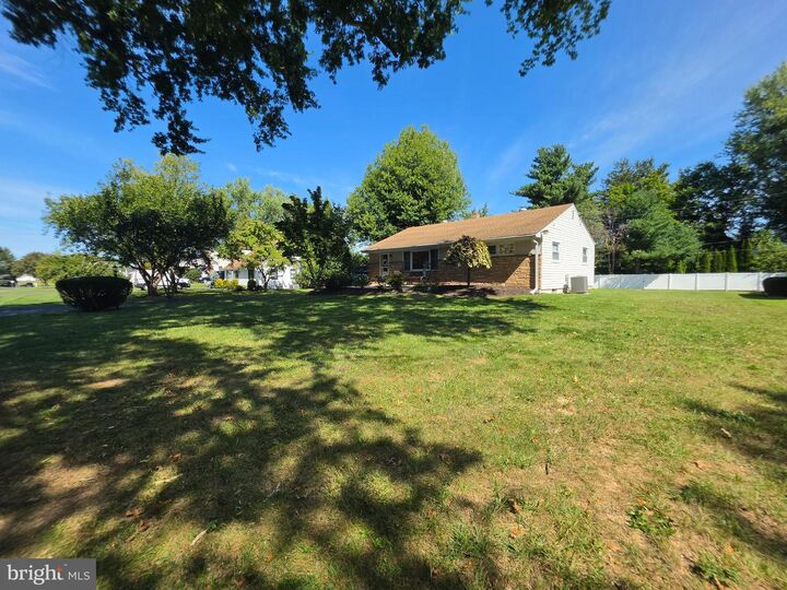 Property Photo:  224 Cedar Avenue  PA 19044 