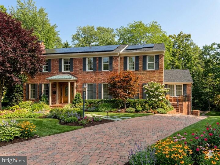 Property Photo: 1900 Ancilla Court VA 22307
