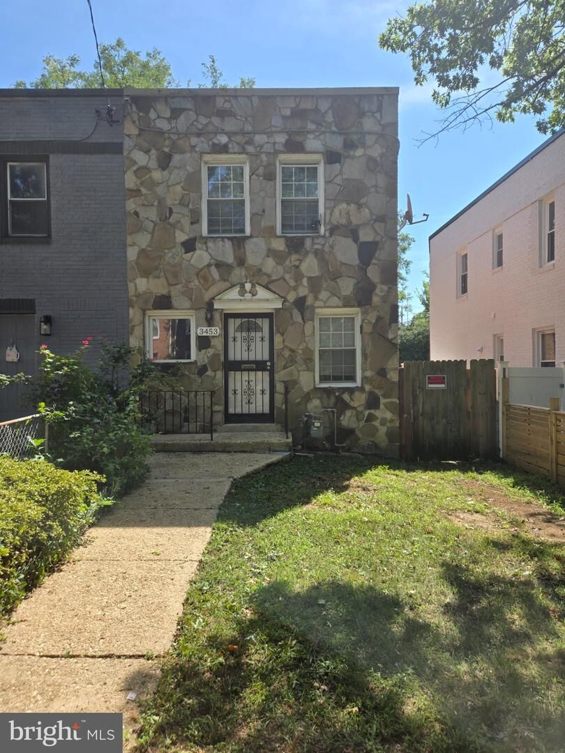 Property Photo:  3453 Minnesota Avenue SE  DC 20019 