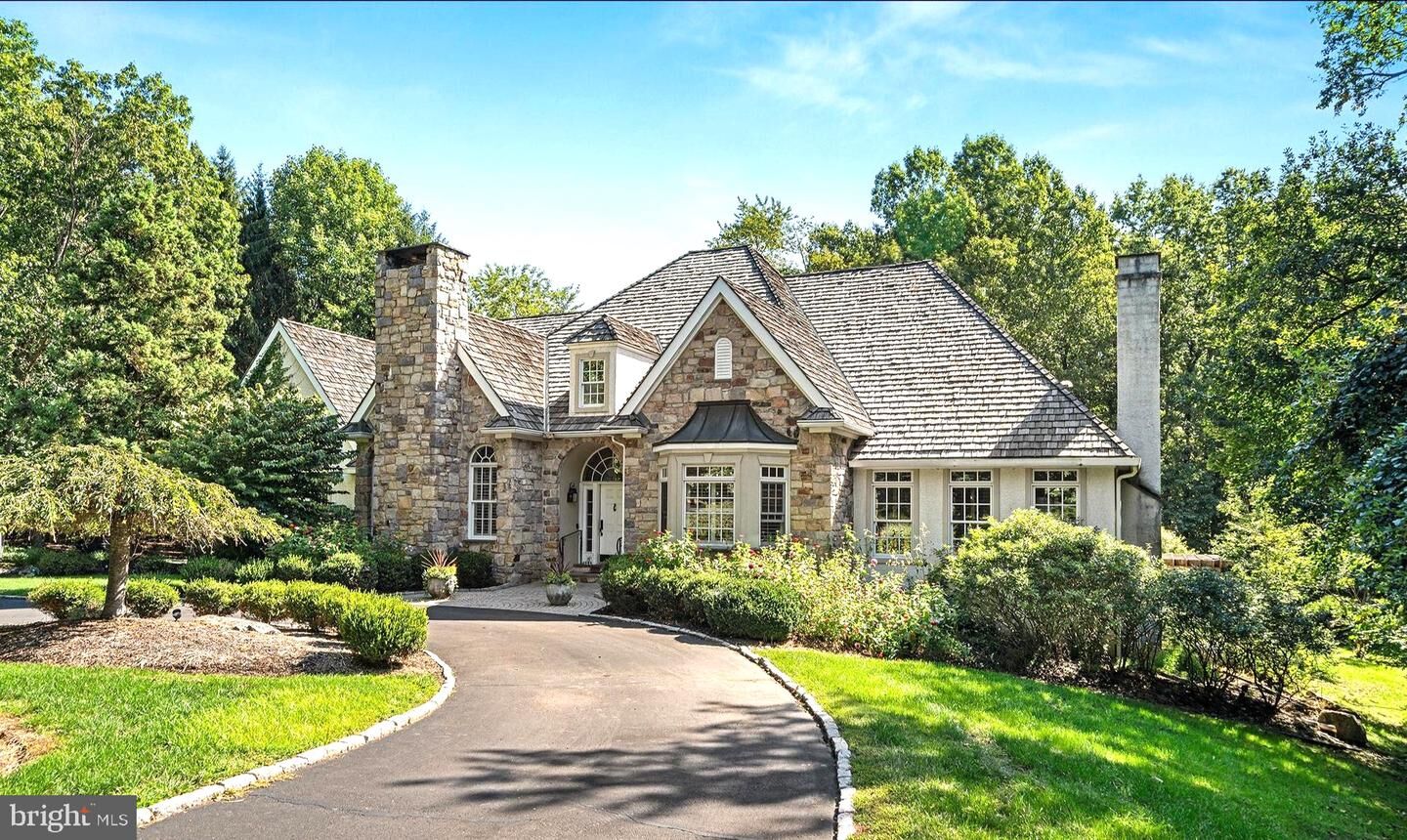 Property Photo:  5 Mercer Gate Drive  PA 18901 