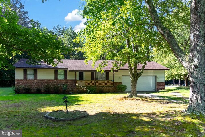 Property Photo:  16 Apache Trail  VA 22482 