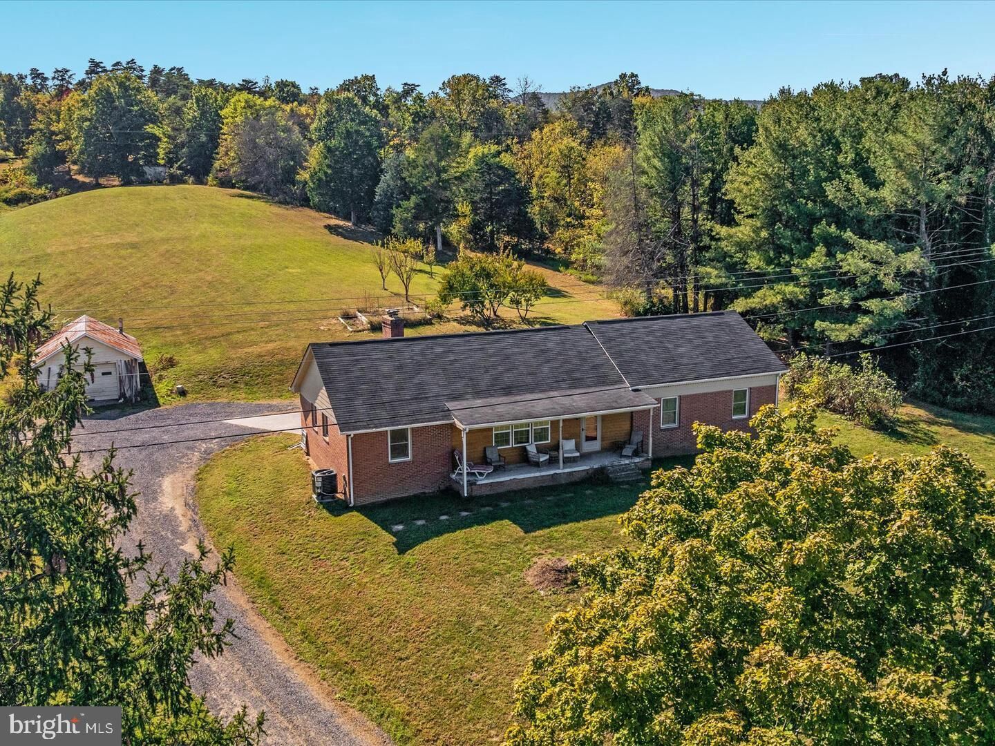 Property Photo:  4245 Strasburg Road  VA 22657 