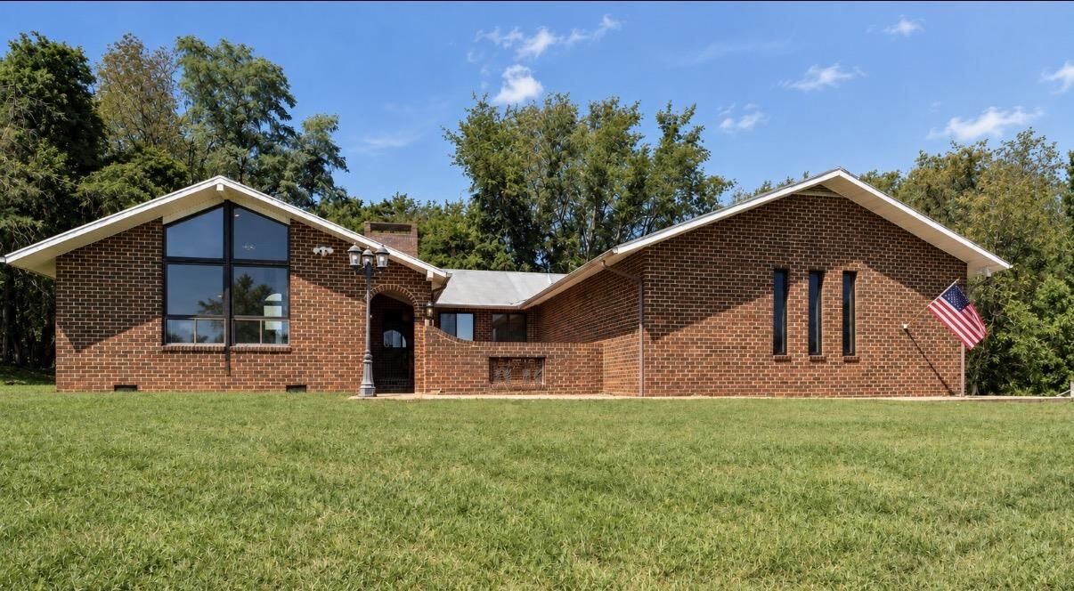 Property Photo:  4998 Scenic Hwy  VA 22812 