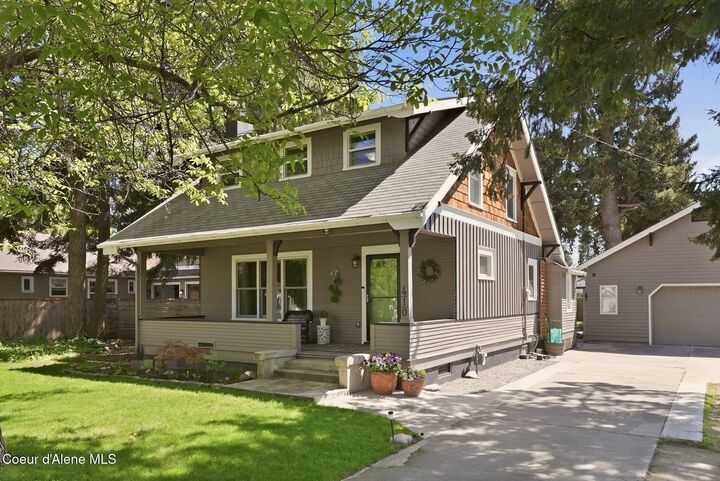 Property Photo:  410 W Mill Ave  ID 83814 