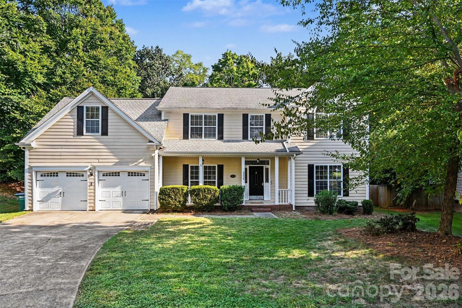 Property Photo:  3524 Crescent Knoll Drive  NC 28105 