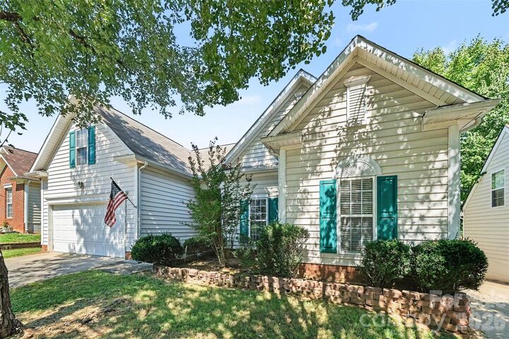 Property Photo:  3618 Sipes Lane  NC 28269 